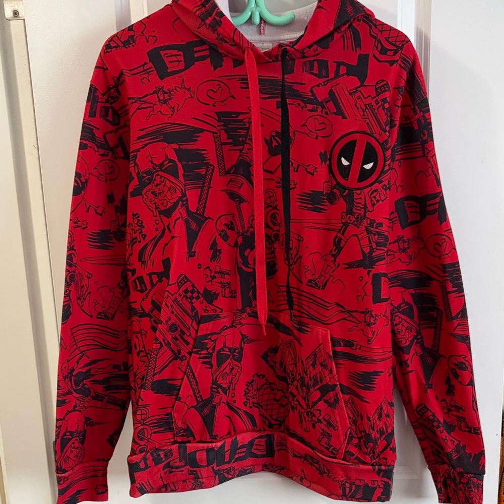 Marvel Deadpool Graphic Men’s Hoodie